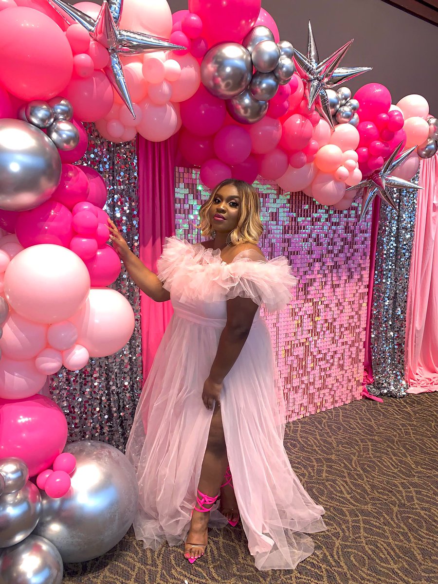 adewithgrace's tweet photo. A lady first, and a real one right after.🌸💕 #TheRefill #AllPinkAffair ✨ https://t.co/A0cgmX8v3D