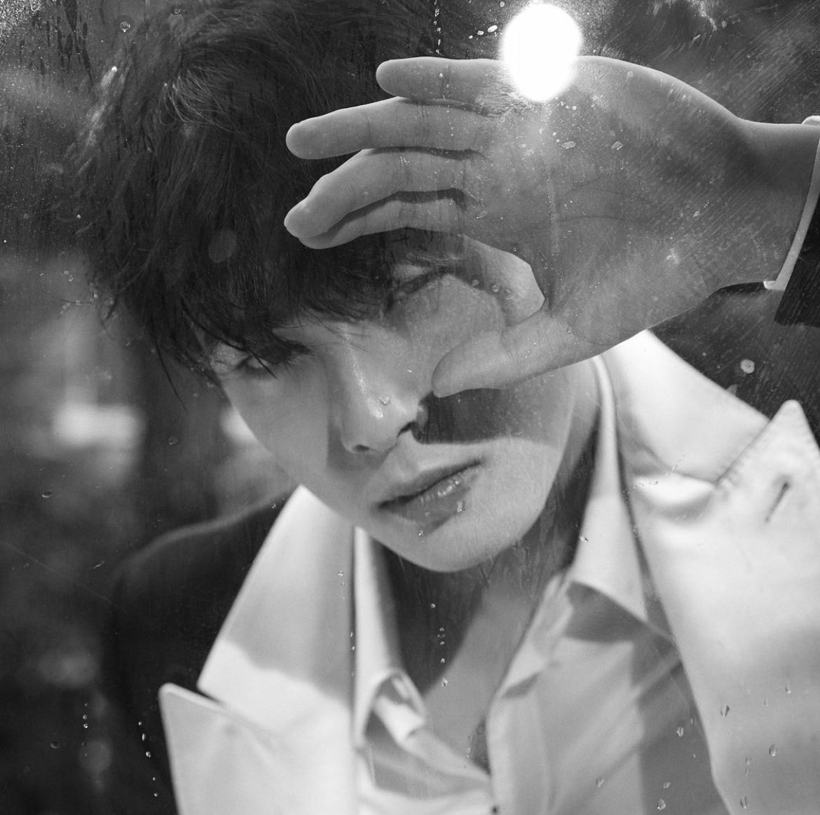 eunfolder's tweet image. 1 year ago today, instagram update