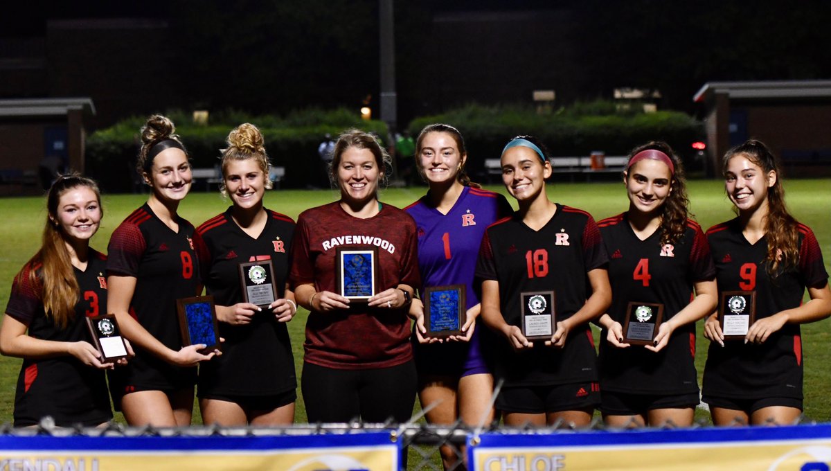 So proud of my girls ♥️🖤💛 #GkoftheYear <a href="/LexiGrundler/">Lexi Grundler</a> #OffensiveMVP <a href="/Rath_SK_2022/">Sarah Kate Rath</a> #AllDistrictTeam <a href="/L_A_Hiatt2022/">Lauren Hiatt</a> <a href="/aebrown_17/">Ally Brown</a> <a href="/leahjohnsson/">leah johnson</a> <a href="/BellaMacaso/">Bella Macaso</a> &amp; Abigail Dibble
