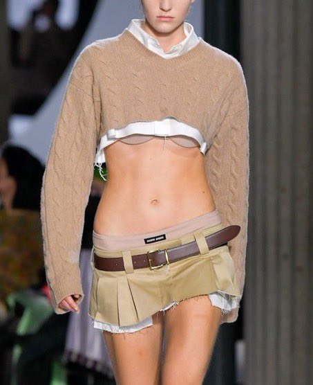 irisvanhoe_'s tweet image. life           imitates              art