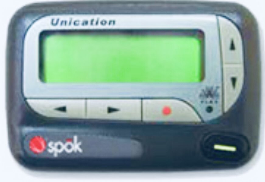 Green screen behind the plate in tonight’s ⁦<a href="/RedSox/">Red Sox</a>⁩⁩ #WildCard game is so distracting: same shape &amp; color as an alphanumeric pager. I keep expecting it to pop up a message for some poor on-call MD to rewrite an #EMR order that accidentally got deleted 😝 #MedTwitter