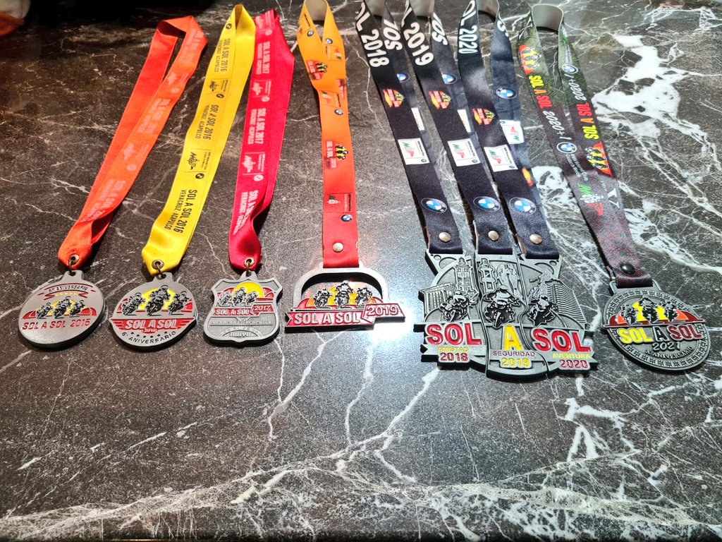 gdw97's tweet photo. Todos nacemos con un talento y sin duda mi talento no era el motociclismo, PERO la constancia, perseverancia y capacitación, me han permitido mejorar en esto que me apasiona y completar un recorrido más #SolASol #PasiónBiker https://t.co/AwYf6N5E2C