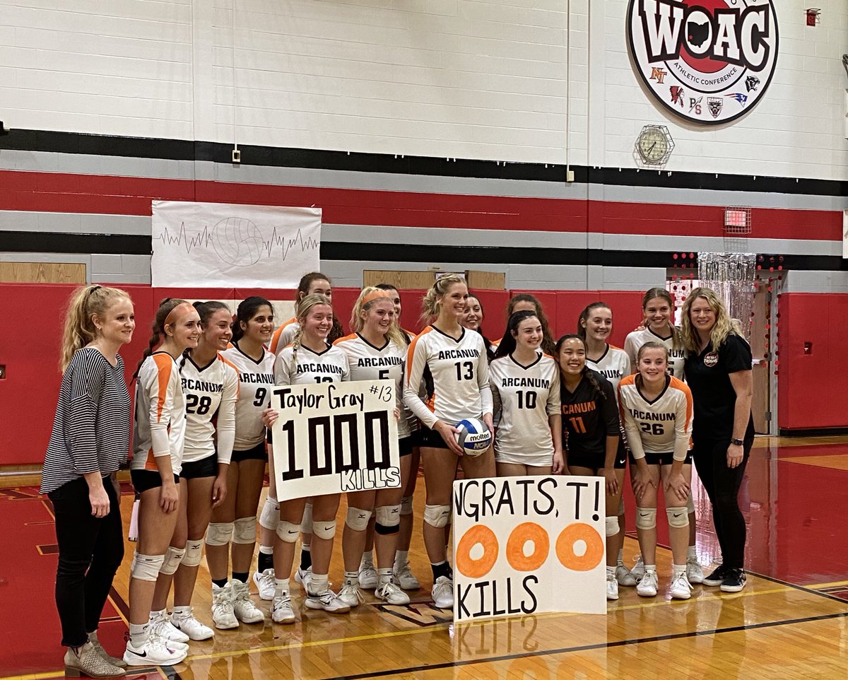 Taylor Gray tweet media