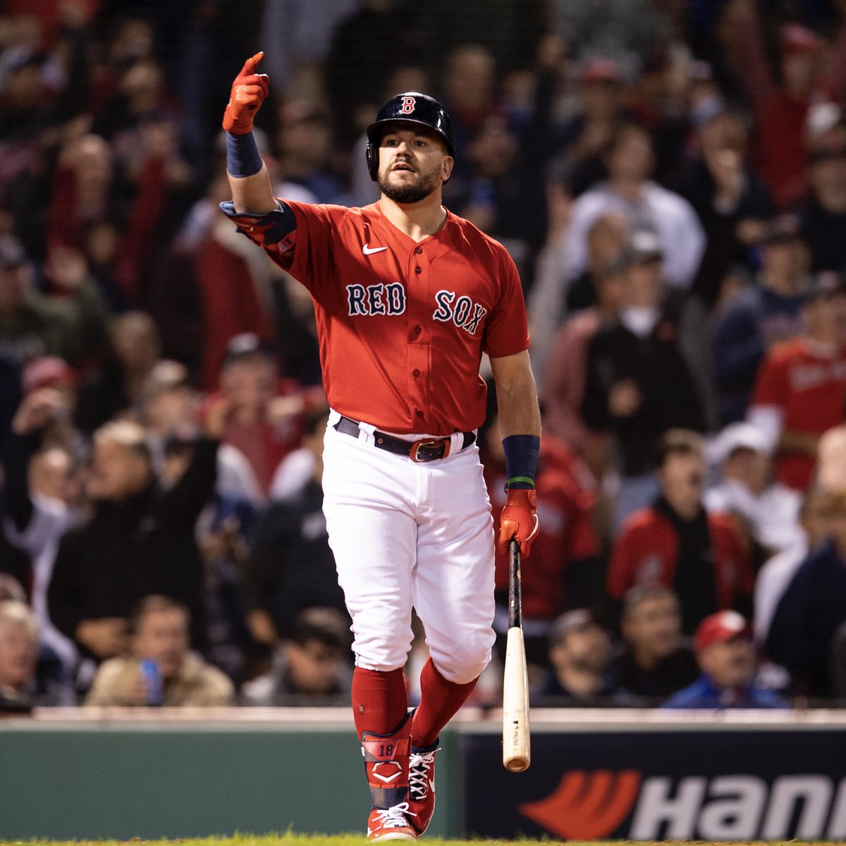 RedSox's tweet photo. POSTSEASON ENERGY 😤 https://t.co/NP4mKo6JpN
