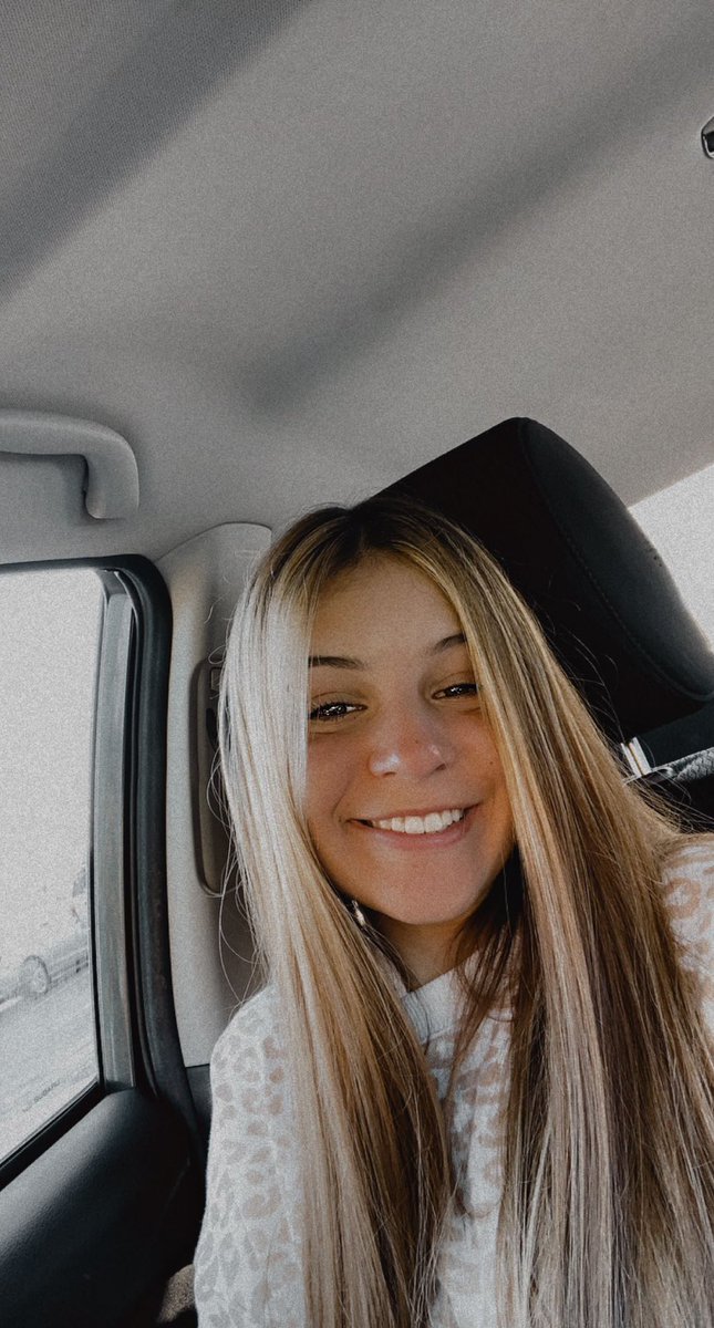 logan_mock20's tweet photo. the “i cried the whole way to school but Gods grace is too good not to smile about it” pic https://t.co/GiYdsa4EJX