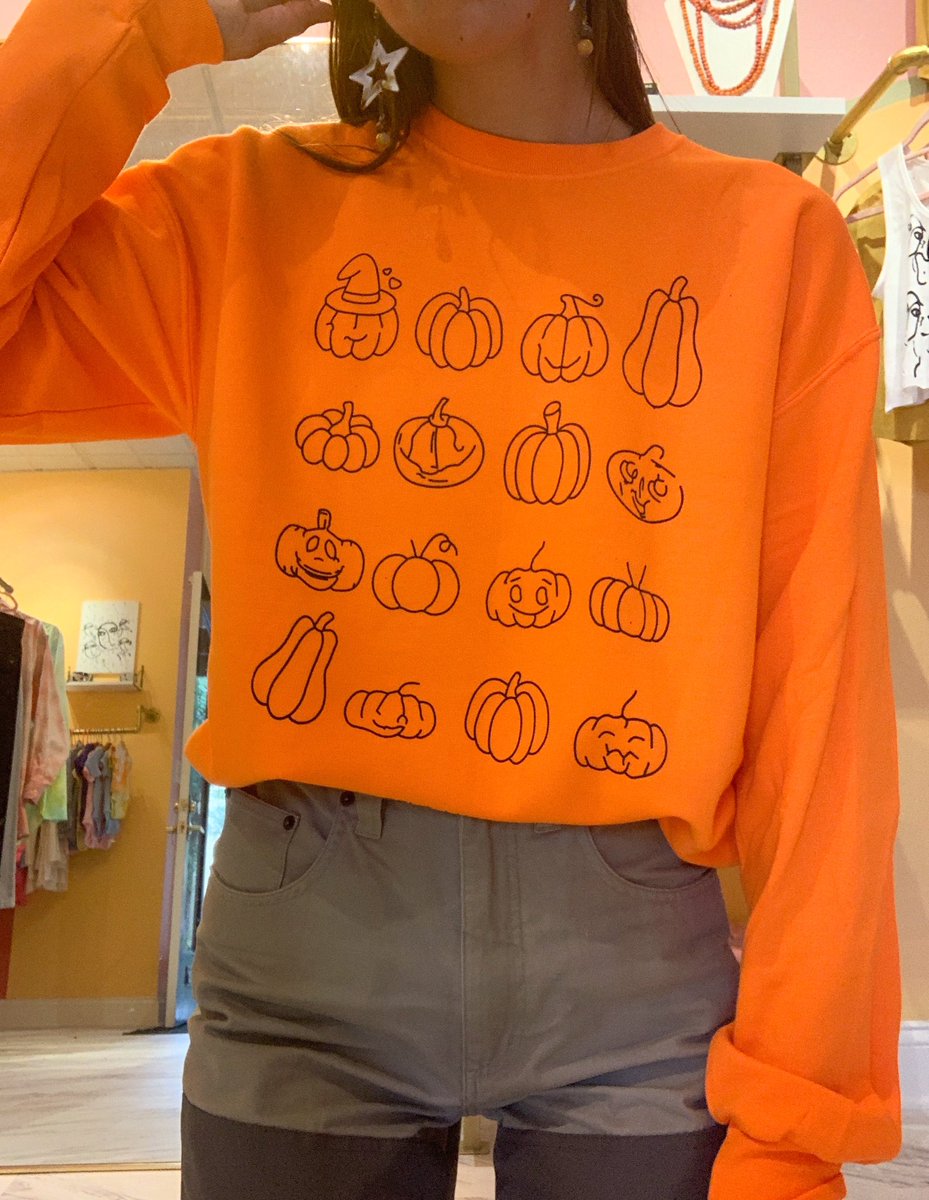 trueluciabrand's tweet photo. Twitter gets first dibs on our new Halloween design! Ships next day 🎃✨🎃All hand printed with love from CHS❣️  https://t.co/sxRdMK6UCe https://t.co/q8kI2grubi