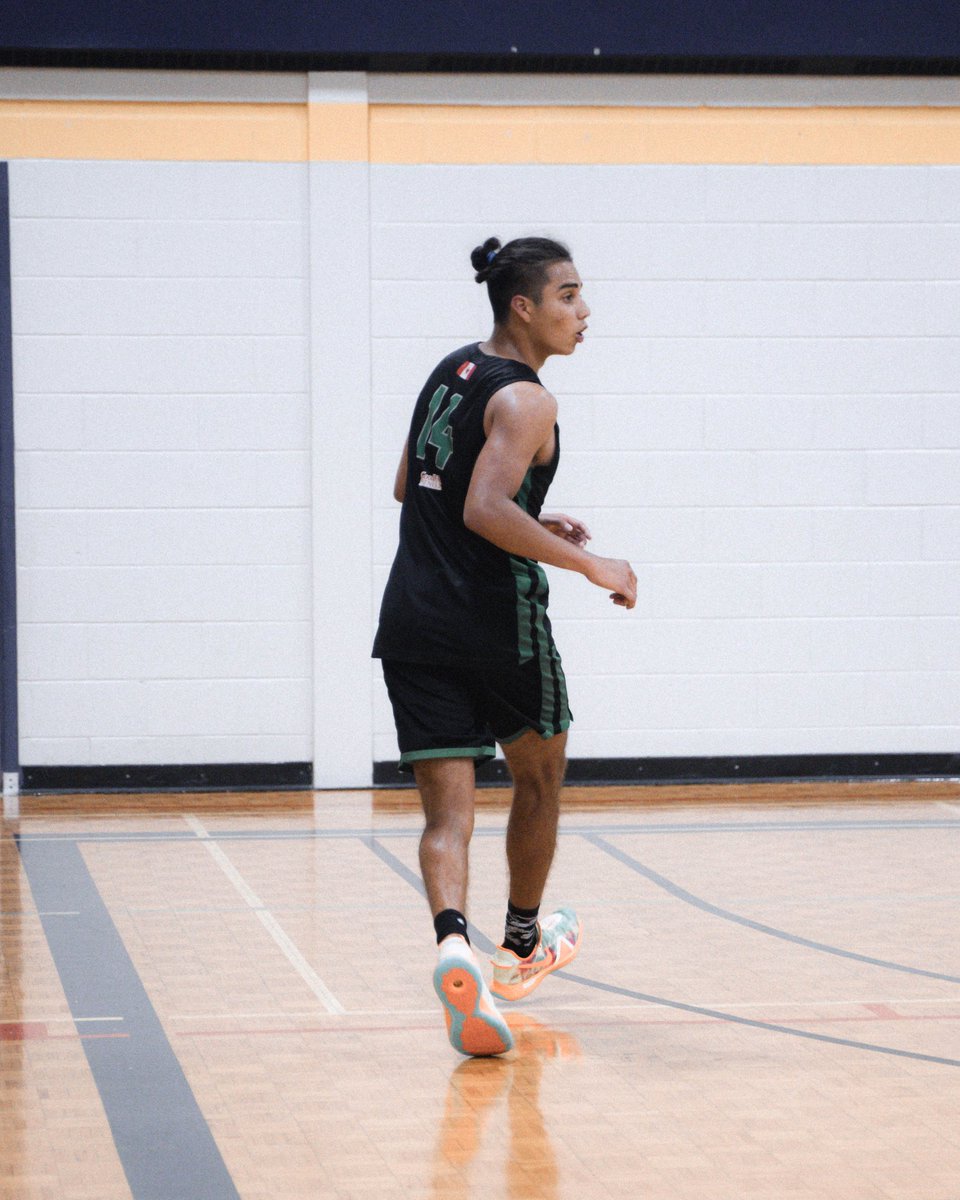 swacademymbb's tweet photo. 2023 PG 6'0 Marc Carranza is an efficient scorer and excellent defender. Marc will make a splash this year in the @ontariosba @onpointscouting @wesbbrown #webuildingoverhere https://t.co/Vxgzzgoq6G