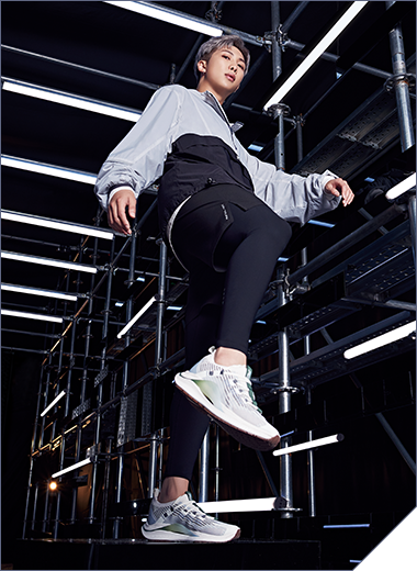 211006 @BTS_twt FILA x #BTS – RUN 
