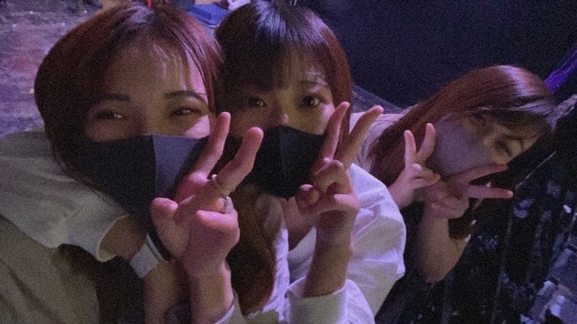 uma__07's tweet photo. お友達たくさんできたライブでした。
無駄に絡んだ方すみません。
皆さんラブです🤞🤌🤞🤌🤞 https://t.co/ejoJkxqE1q