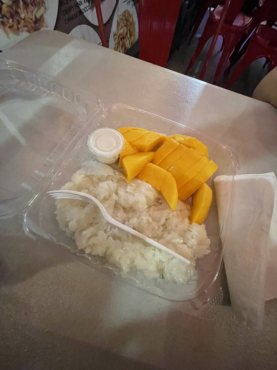 the best mango sticky rice of my life