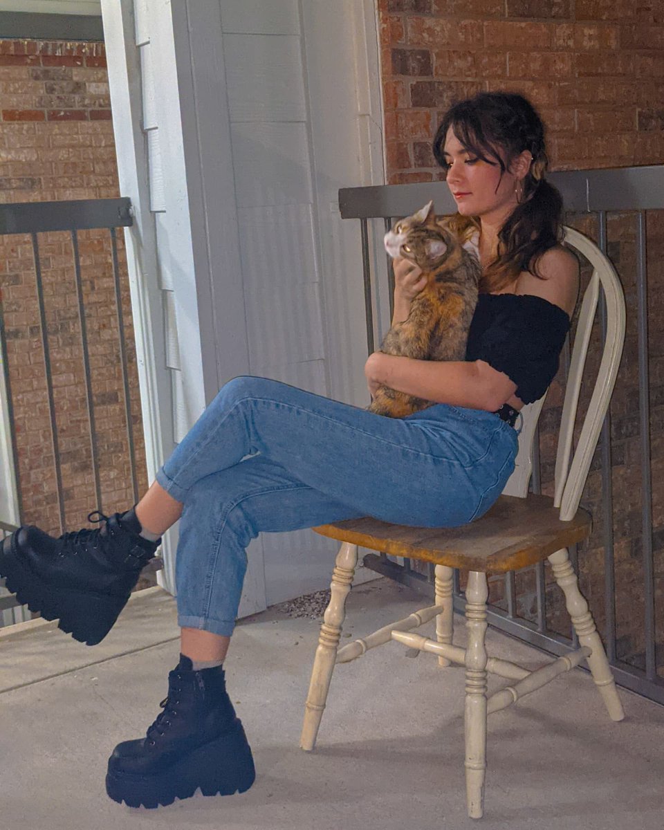 alyssadrasco tweet picture
