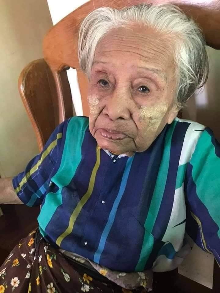 Military troops kidnap family members of those they intend to detain.  On October 2, security forces in Ye township arbitrarily arrested the mother and daughter of U Myo Win, Pyithu Hluttaw parliament members who was absconding from his residence. His mother is 90 years old.