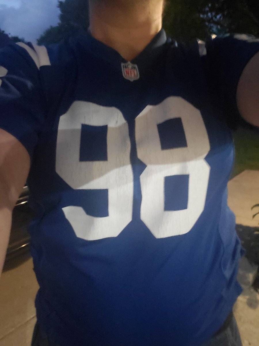 sarnold888's tweet photo. @RobertMathis98 Maybe for some but this was my game day attire 💪💙 https://t.co/1hGtUkUDFo