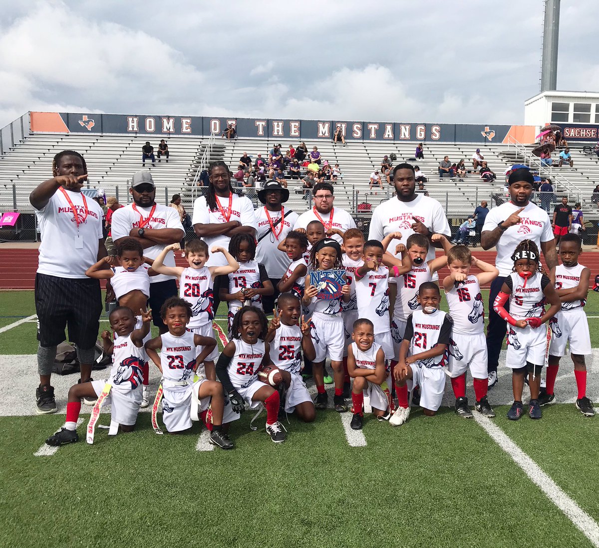 NtxMustangs's tweet photo. NTX Mustangs 6u with the 12-0 win against Bullitt! We are 5-0🔥🔥 @Texasports_ #ntxmustangs https://t.co/T43RqaeP0E