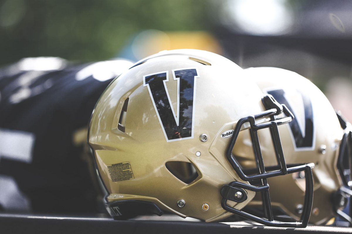 CoachKCurry's tweet image. Your post-game reflection should be the same each time you compete, regardless of the result. Create a process that works for you.
How do you know if it “works for you”?

Consider asking yourself the questions in the thread below.
.
.
.
#AnchorDown #ComeGetDeveloped