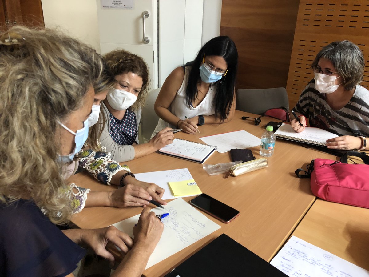 TTMethodology18's tweet photo. The new school year brings newbies. And @TTMethodology18 English trainers are ready for them. This is going to be a great year!!!!! https://t.co/kAGFGakpuL