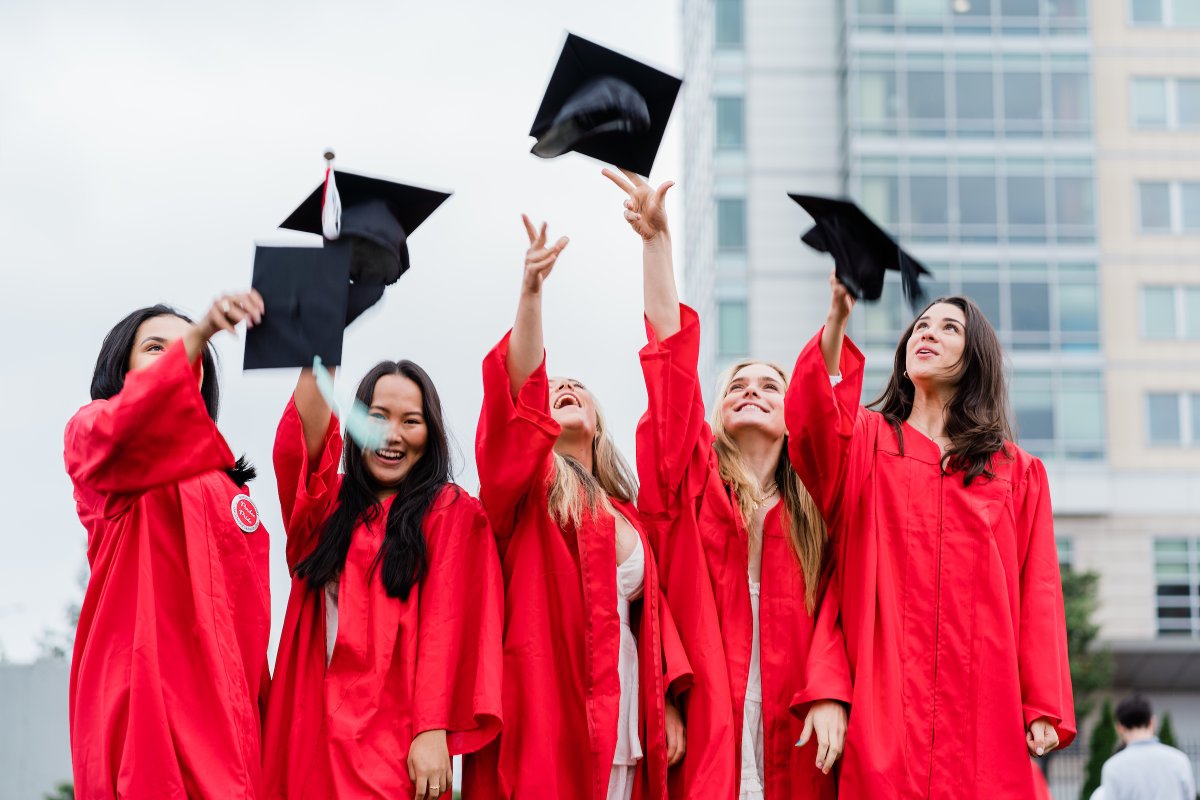 BU_Tweets's tweet photo. After the pandemic postponed the Class of 2020's Commencement, we invited them back to give them the send-off they deserve. Congratulations, #BU2020! Today was for you! #ProudtoBU https://t.co/KomtvM2d5Y
