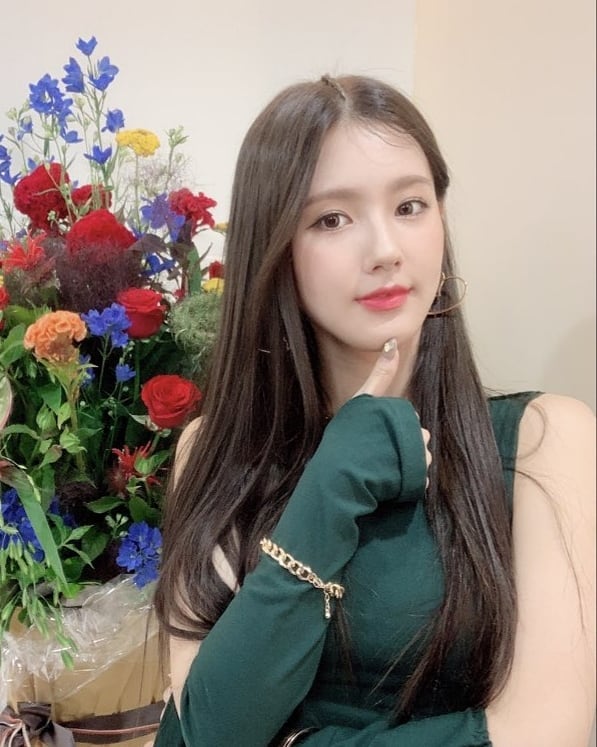 urgidletw's tweet photo. ⠀⠀⠀ꕤ.⠀⠀⠀›⠀⠀⠀𝗡ᥱw.⠀⠀⠀,,⠀⠀updɑtᥱ⠀ ]      #WEiRD𝗧𝗛𝗘𝗞𝗢𝗟𝗢𝗥  

La linda Kokoro llegó a apoyar a ‹ Blair 3 y los otro a su primer concierto en @WEiRDTW_ , muchas felicidades y besos a todos. https://t.co/eD9Jfl0IiS