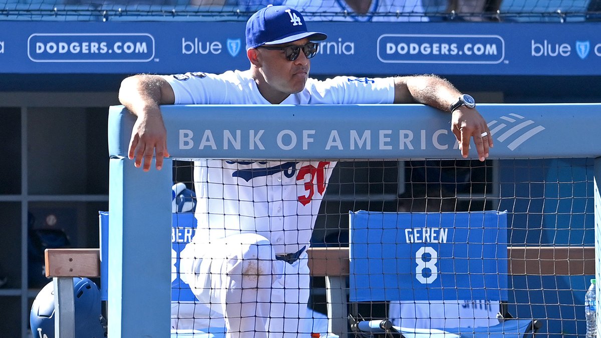 NBCSGiants's tweet image. Dave Roberts says the Giants "took" the NL West title from the Dodgers

bit.ly/3uDNPwA