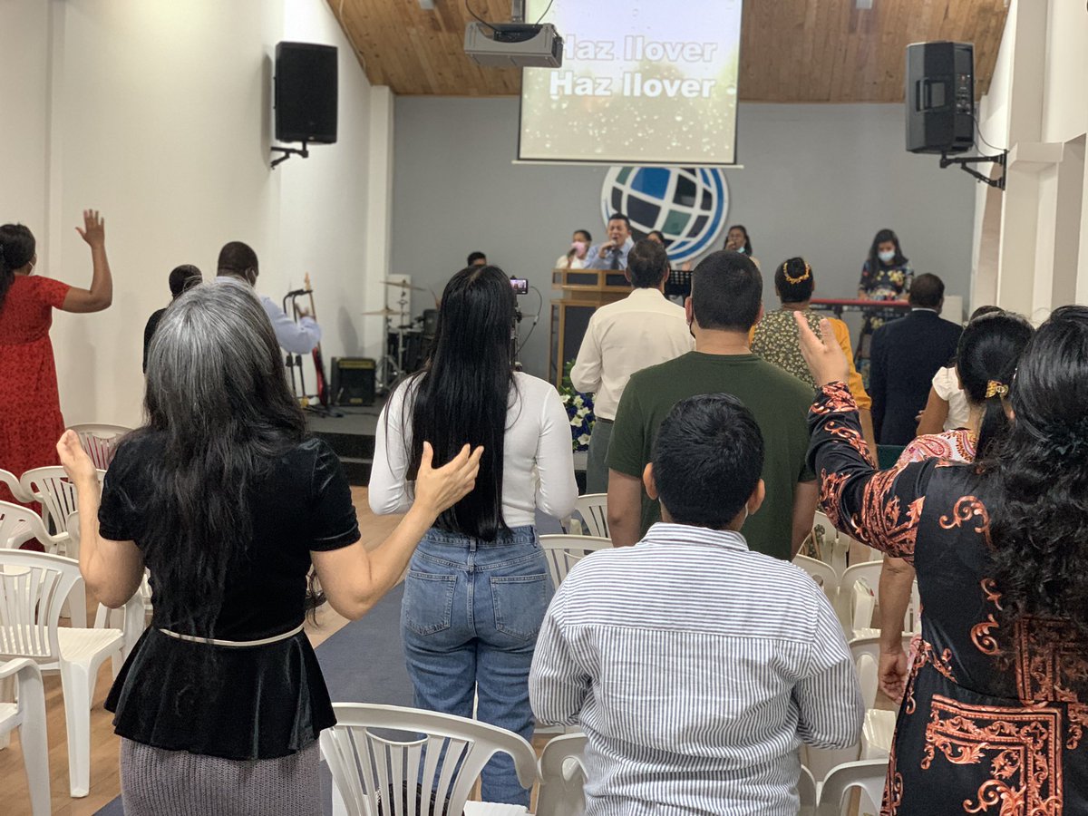 IPUE_Valencia's tweet photo. «Porque donde están dos o tres congregados en mi nombre, allí estoy yo en medio de ellos.»
— S. Mateo 18:20 RVR1960 https://t.co/JBhwM49Hx4