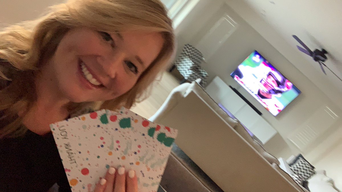 Michelle Hoang tweet media