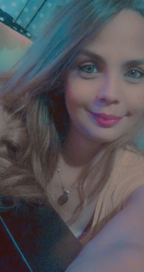 Michellgaby11's tweet photo. "Tú mirada me hace explotar, me paraliza, me enciende, me eleva por los aires" https://t.co/G07eWcMRRn