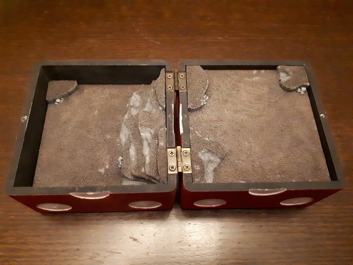 13over13's tweet image. IT'S DONE!!!

What started in early July as a single model to use as a #VentureToken in #MTG turned into a full #Warhammer display. It's a tiny #wargaming table in a box, complete with terrain and foam storage.