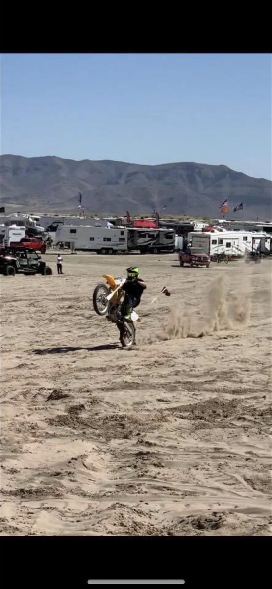 CaseSimps's tweet photo. Definitely was a good weekend in the sand!🤘🏻 https://t.co/7LiRuSRyGQ