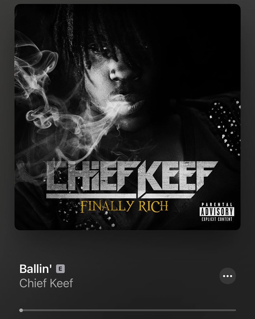 aaliyahnoell's tweet photo. Siri play *Ballin’ by Chief Keef* 🧡 https://t.co/qTuXtRFlOS