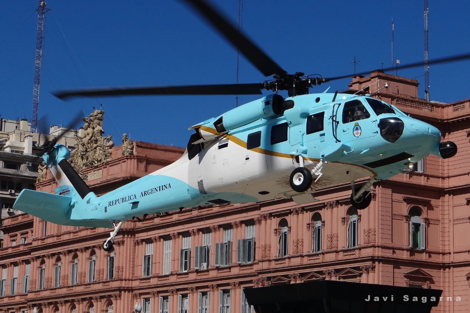 FA0dnTIXEAIo7PM.jpg:large