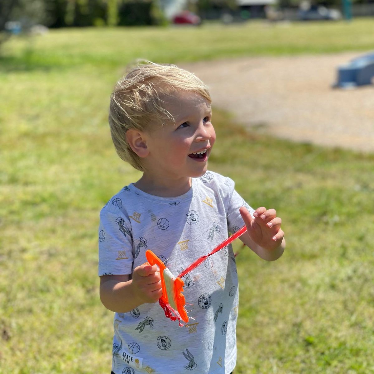 SamB11's tweet image. Let’s go fly a kite #kite #mumlife #mumofboys