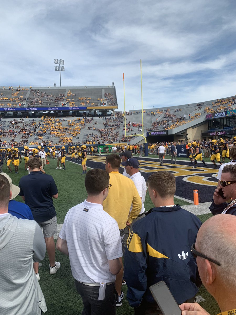 I had a great game day visit to @WVUfootball yesterday.  Thank you @SGasperWVU and @CoachTThompson.  #countryroads