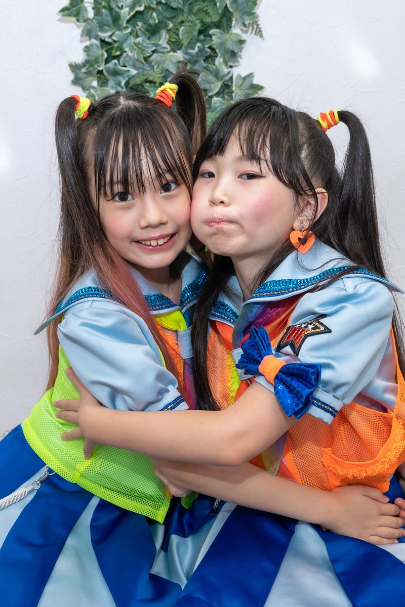 Valetud79710010's tweet photo. 10月3日 LOVE MARK EVENT@原宿majide
ちびみに。物販60秒撮影

#白木姫菜 #ひななん #高橋風葉 #かじゃみん #DancingJSIDOL #photography #カエルさんです https://t.co/KxgYTMEisy