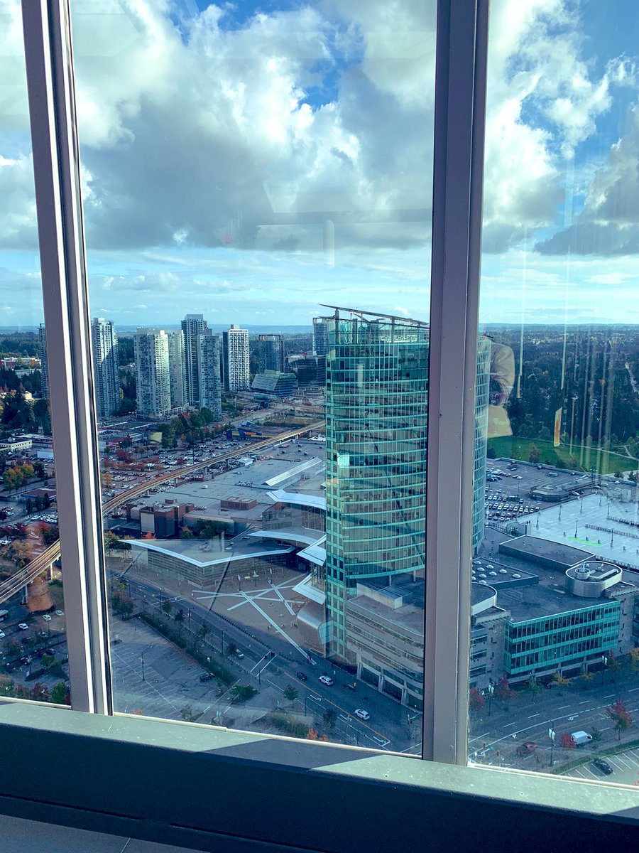 vidhithakkar's tweet image. Goodbye City Of Surrey! I move to Langley next week. It’s been wonderful and we will miss this place but I know we will visit here  😀 #amazingviews #movingtothesuburbs