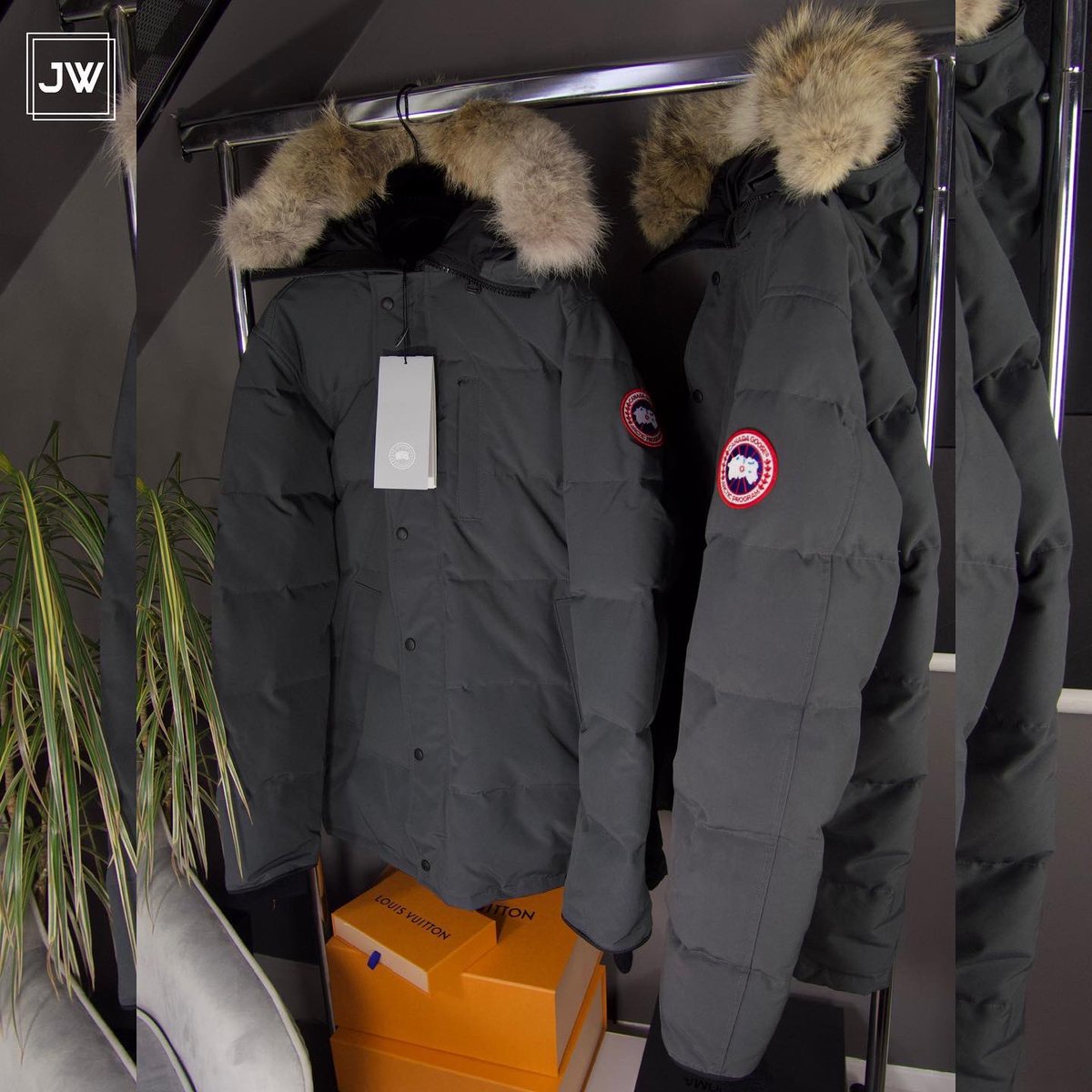 Jacksonwardrobe's tweet photo. Winter time covered by the JW team 🥶 https://t.co/KanvKiCzGl