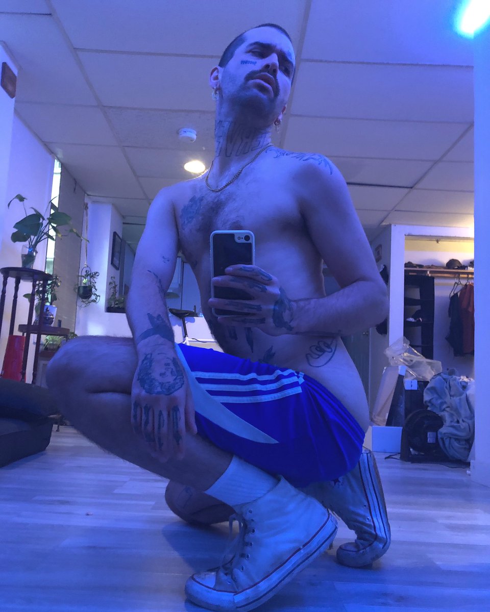 CartierHartt's tweet photo. 😈 https://t.co/kCbrNPbgud