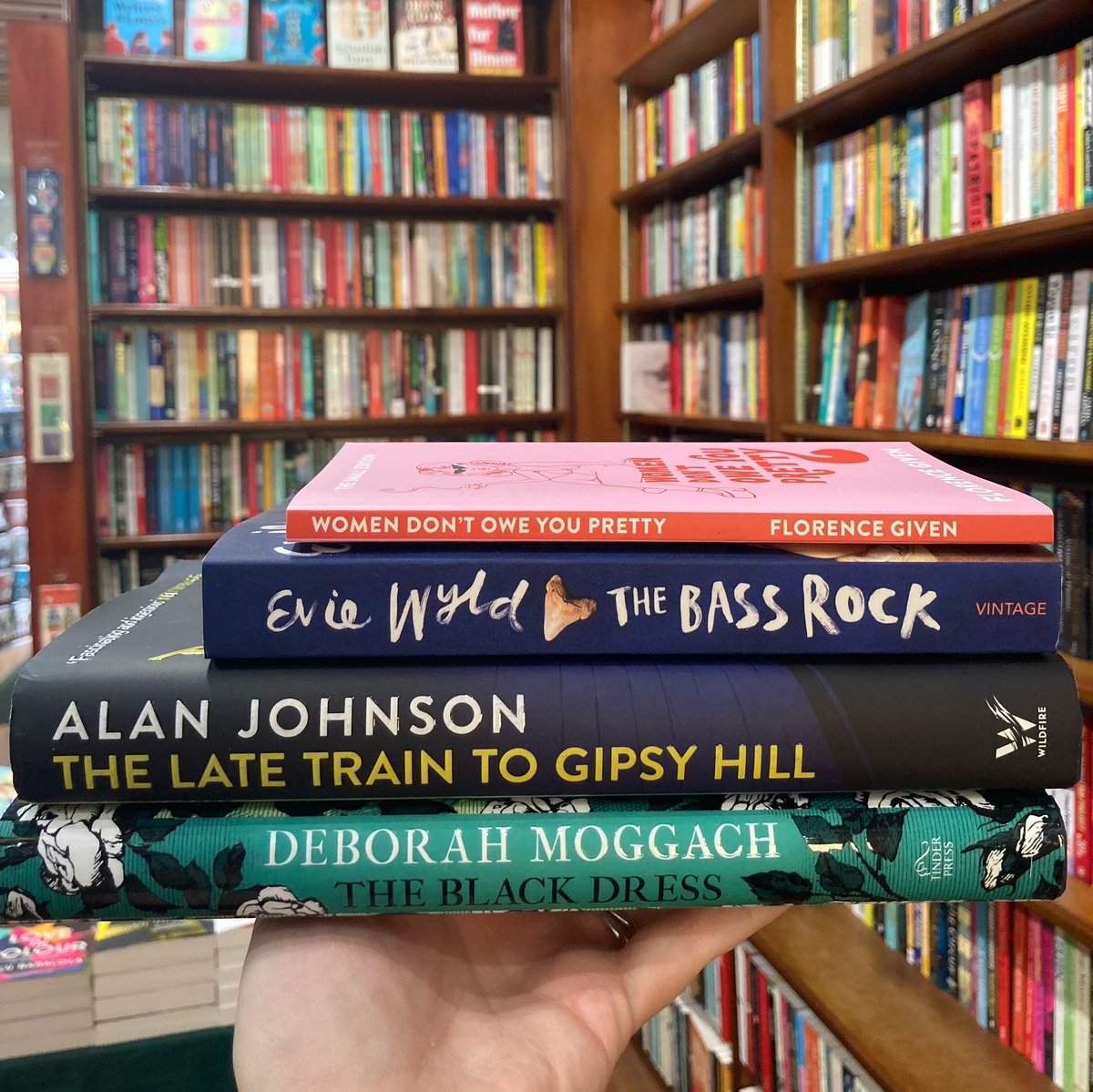 **GIVEAWAY TIME** to celebrate #BookshopDay this Saturday we are feeling super generous and giving away some of our bestselling books of the year. To win this bundle, like and retweet and the winner will be picked on Saturday. Good luck! 🍀
*open to UK entries only