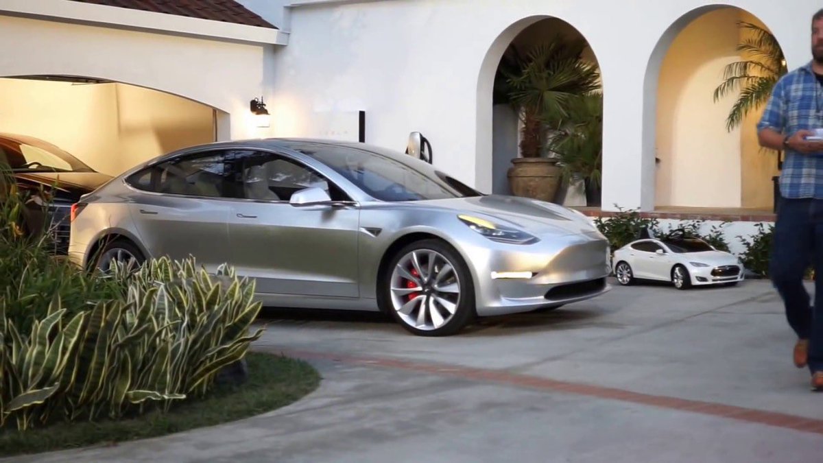 Everman's tweet photo. @SawyerMerritt @Tesla Also the #HyperSilver on the other prototype! https://t.co/OW8ke0Nb9m