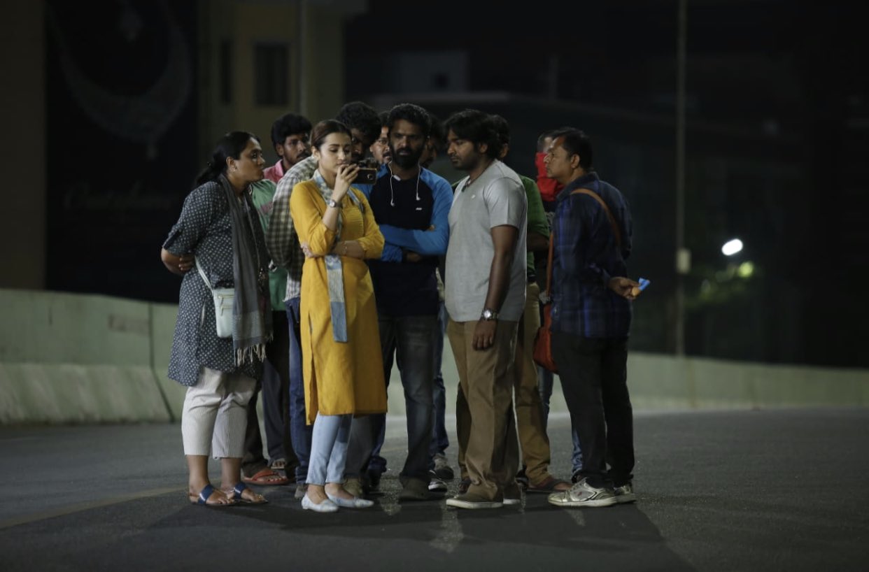 FA1IMWmUYAUmdiU?format=jpg&name=large