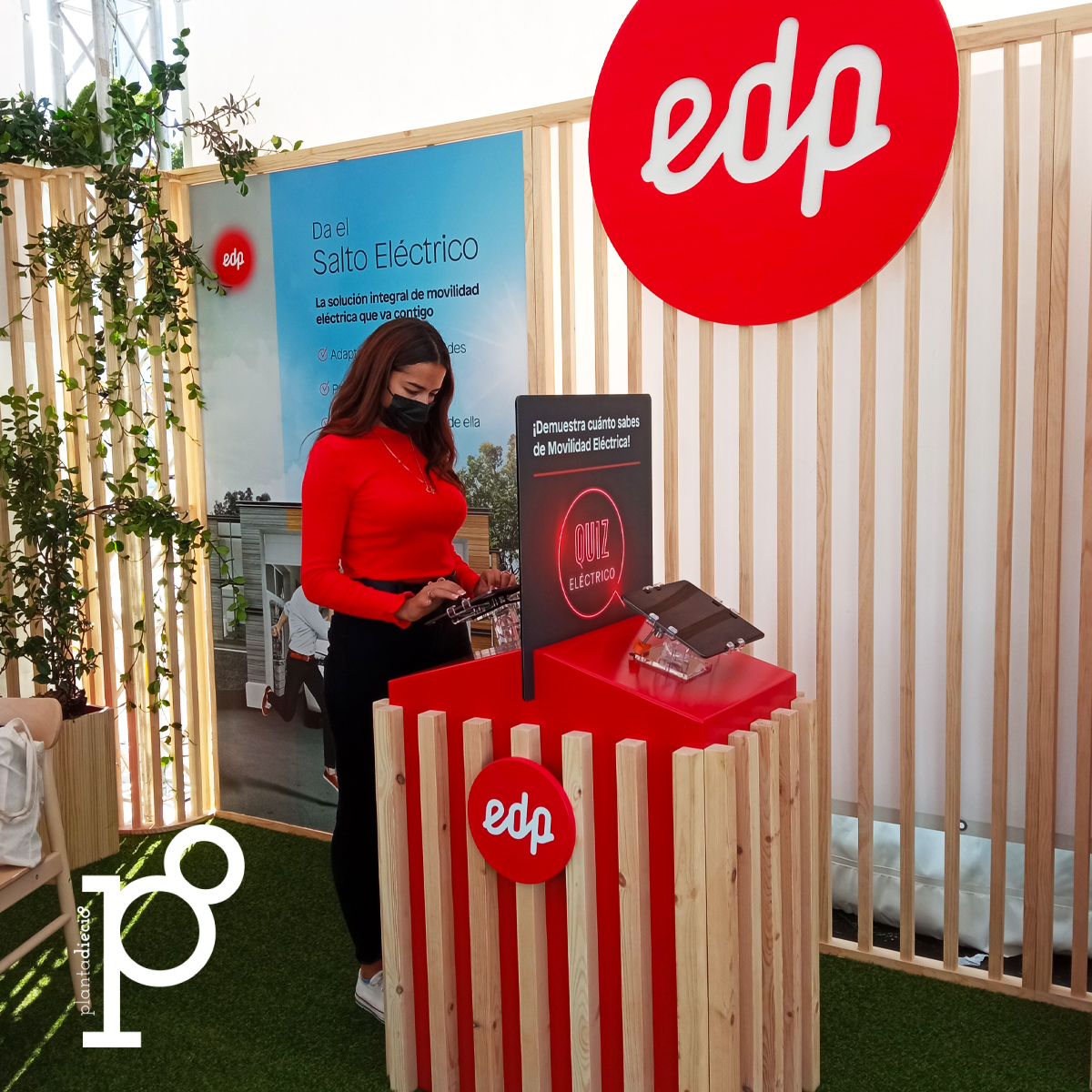 Planta_18's tweet photo. Estuvimos en la Semana de la Movilidad Eléctrica junto a EDP España, en las Ferias VEM y MOGY de Madrid, donde creamos y diseñamos una app, “El QUIZ Eléctrico”, para retar a los participantes a demostrar su conocimiento sobre movilidad sostenible en una activación con ipads. #P18 https://t.co/s4PWKAHZnY