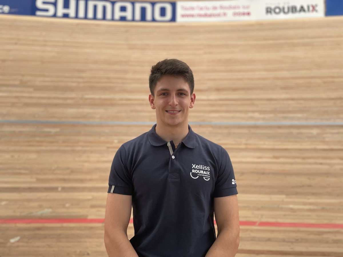 ManonMella's tweet image. Aujourd&apos;hui dans #Génération2022 on sera avec le jeune pistard @theo_bracke au vélodrome Jean Stablinski à Roubaix. A 19 ans, il est double champion de France de cyclisme sur piste et se prépare aux #JO2024🚴‍♂️ #ParisRoubaix 

📻 12h55, 15h25 et 19h55 sur @franceinfo