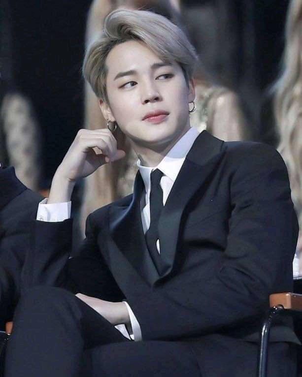 parktattooed's tweet photo. La semana que entra es el cumpleaños de Jimin, procedo a llorar https://t.co/DjjFMVkwXy