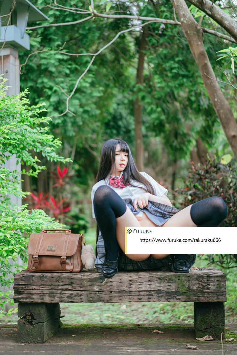 October photo set! 
Will be on sale in the next few days🥰

follow my Furuke right now!-->https://t.co/jCk73Qxlj5

十月的相片主題是野外露出JK!
共分為白天與夜晚兩個套組
將會分成兩組套圖發布
現在就follow並訂閱我的Furuke吧💗
https://t.co/jCk73Qxlj5 https://t.co/fBJyLwX8JU