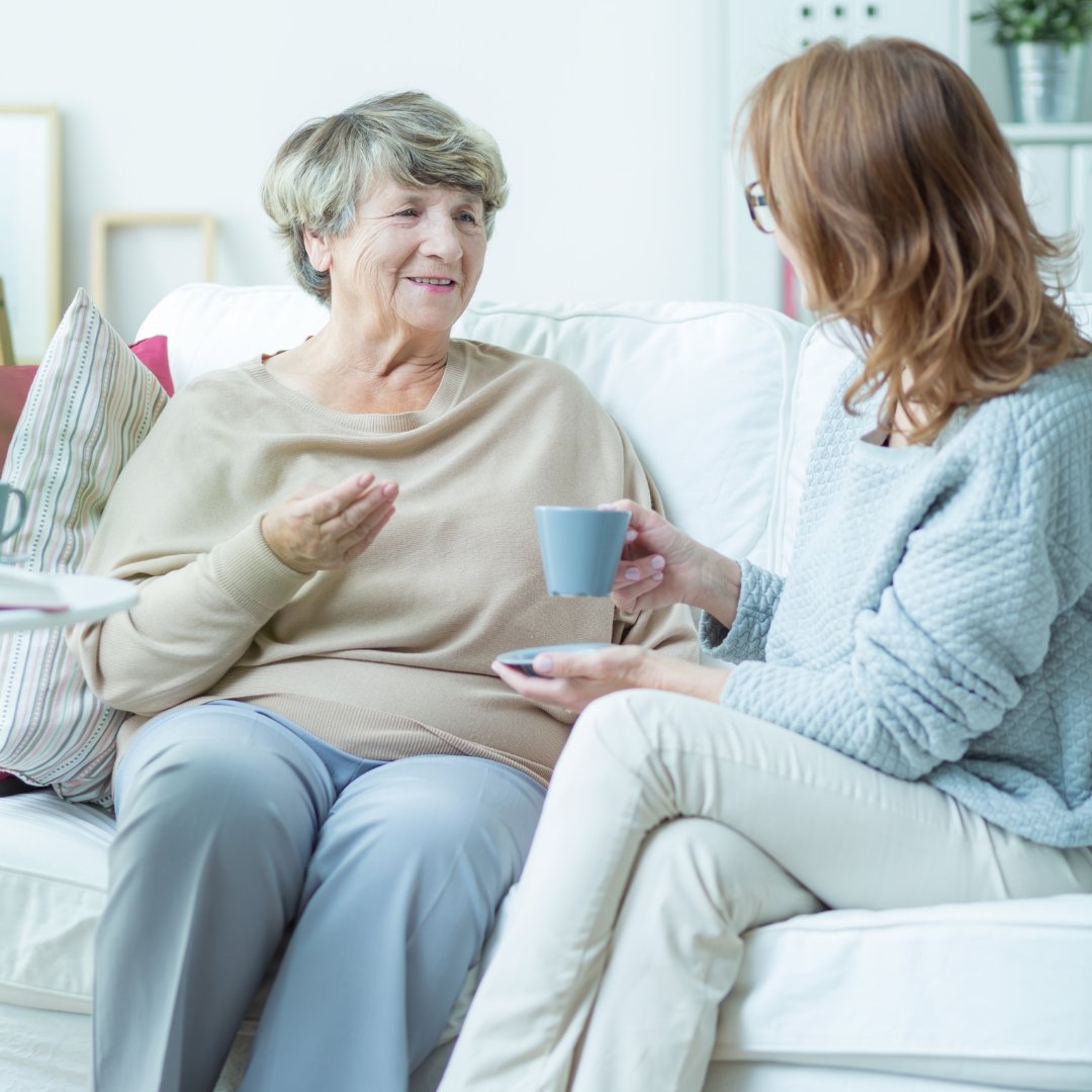 Een klein gebaar kan het verschil maken
Ook jij kunt vandaag iets betekenen voor iemand die zich eenzaam voelt. Heb je een familielid, vriend of buur die hier last van heeft? Er is altijd wel iets dat iemand leuk vindt om te doen, samen met jou of met anderen.