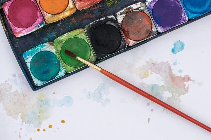 educaciocat's tweet photo. 📰És important que els infants i joves facin activitats extraescolars que els agradin, ja que són essencials en el seu desenvolupament i itinerari vital 🎾🎨

📲 Trobareu més informació i consells al #SabiesQue d'aquesta setmana del portal #Famílies 👇 
🔗https://t.co/t3sslUoi4I https://t.co/ONOKnSy0ex