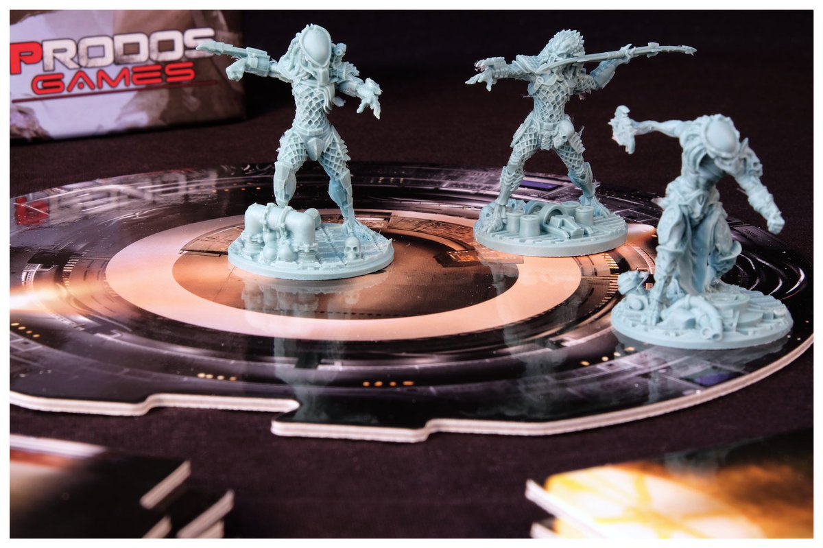 P1NK8CIDBOOTS's tweet photo. Side note, these miniatures are fricking awesome 👌👌👌
#alien #aliens #predator #predators #marines #colonialmarines #aliensvspredator #avp #thehuntbegins #boardgames #boardgamegeek #prodosgames https://t.co/wf44nBpMBz