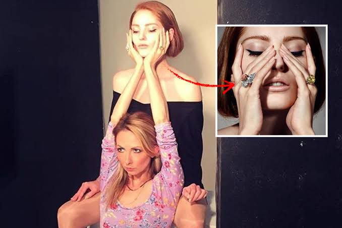 ndreamon's tweet image. Hari ini belajar bahwa hand model atau model tangan bukan hanya untuk jadi model jam atau gelang, tapi juga jadi tangan figuran.