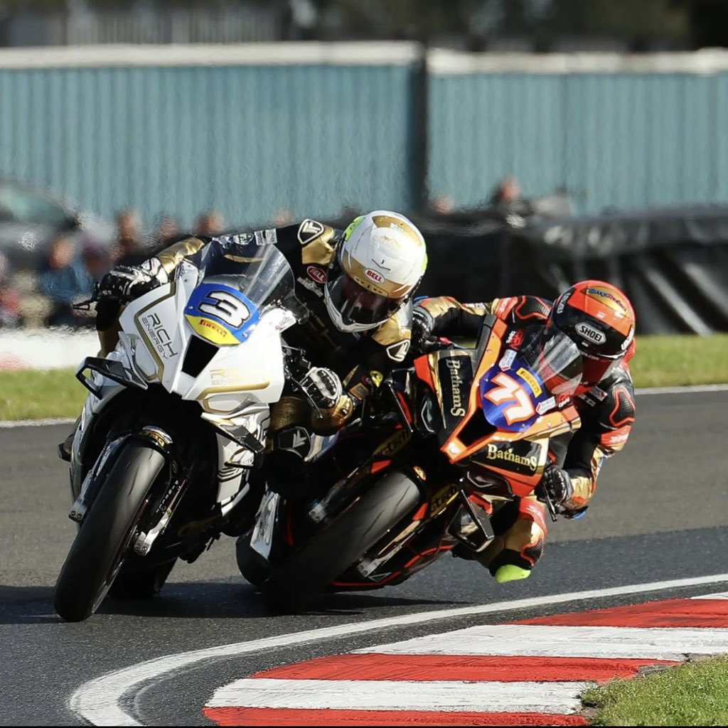 Taylor Mackenzie tweet media