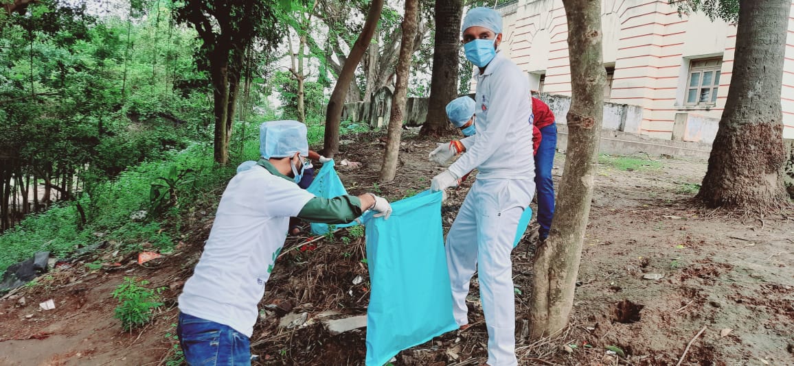 NSSRDPATNA's tweet photo. Clean India campaign in collaboration with NYKS and NSS Unit of T.M.B.U, Bihar 
#CleanIndia 
@_NSSIndia
@YASMinistry
@YouthArtCulture
@pibyas
@ianuragthakur
@Anurag_Office https://t.co/BWF3jZfdZZ