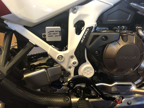 RuggedRoads's tweet photo. We have these Acerbis X-Grip Frame Protectors on our CRF1100 Adv Sport
It allows you to protect the frame from wear &amp; makes it easier for you to hang on to your bike!
#acerbis #frameprotectors #hondacrf1100adventuresport #honda #crf1100 #africatwin #adventuresport #bikeprotection https://t.co/ceSvtNJ2ic